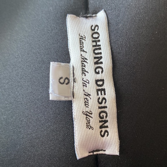 Sohung Designs New York. Size Small. Black Tuxedo Jacket. Double zipper. WOW - Picture 8 of 8
